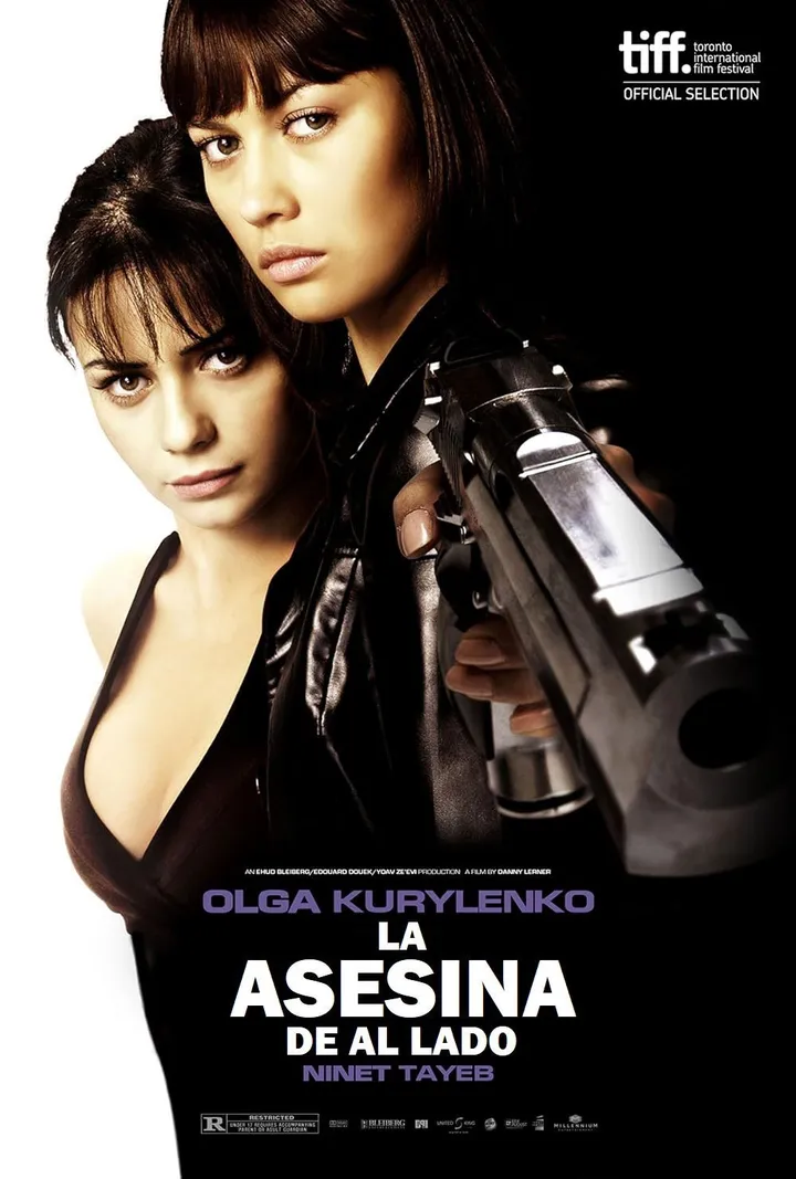 La Asesina de al Lado