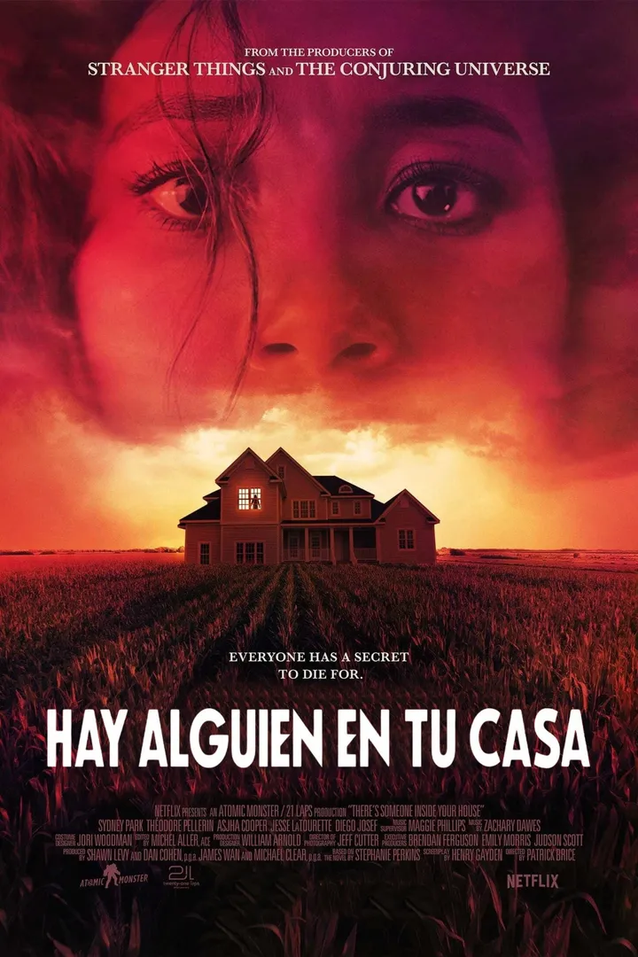 Hay Alguien En Tu Casa